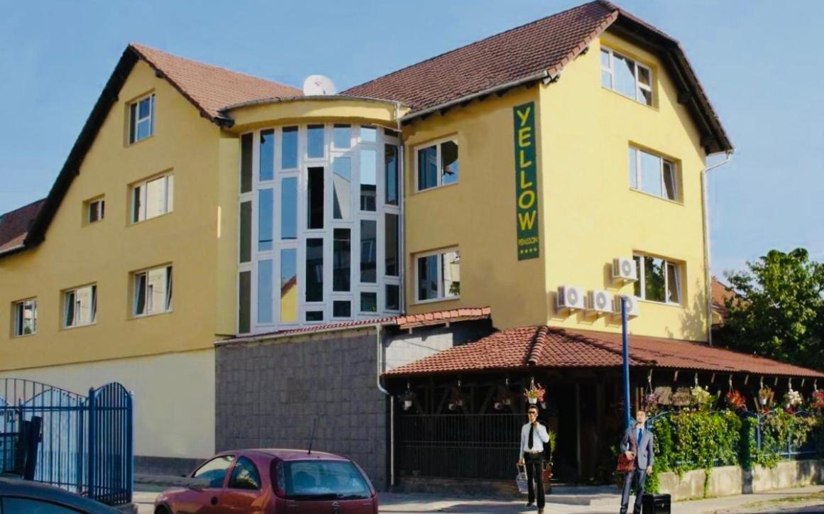 Pension Yellow Timişoara Eksteriør bilde